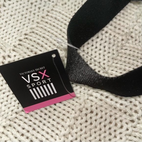Victoria's Secret VSX Sport Duffle Bag - Picture 8 of 9